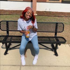 Meet your Posher, Diasia